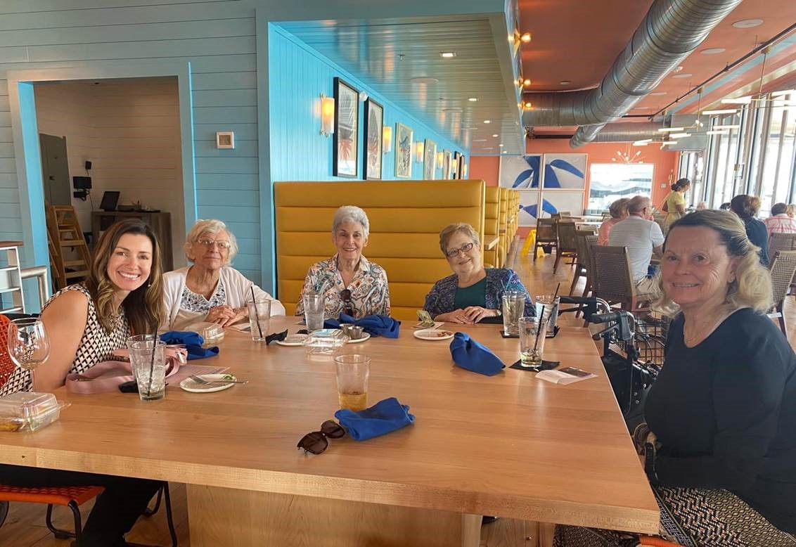 Ladies who Lunch